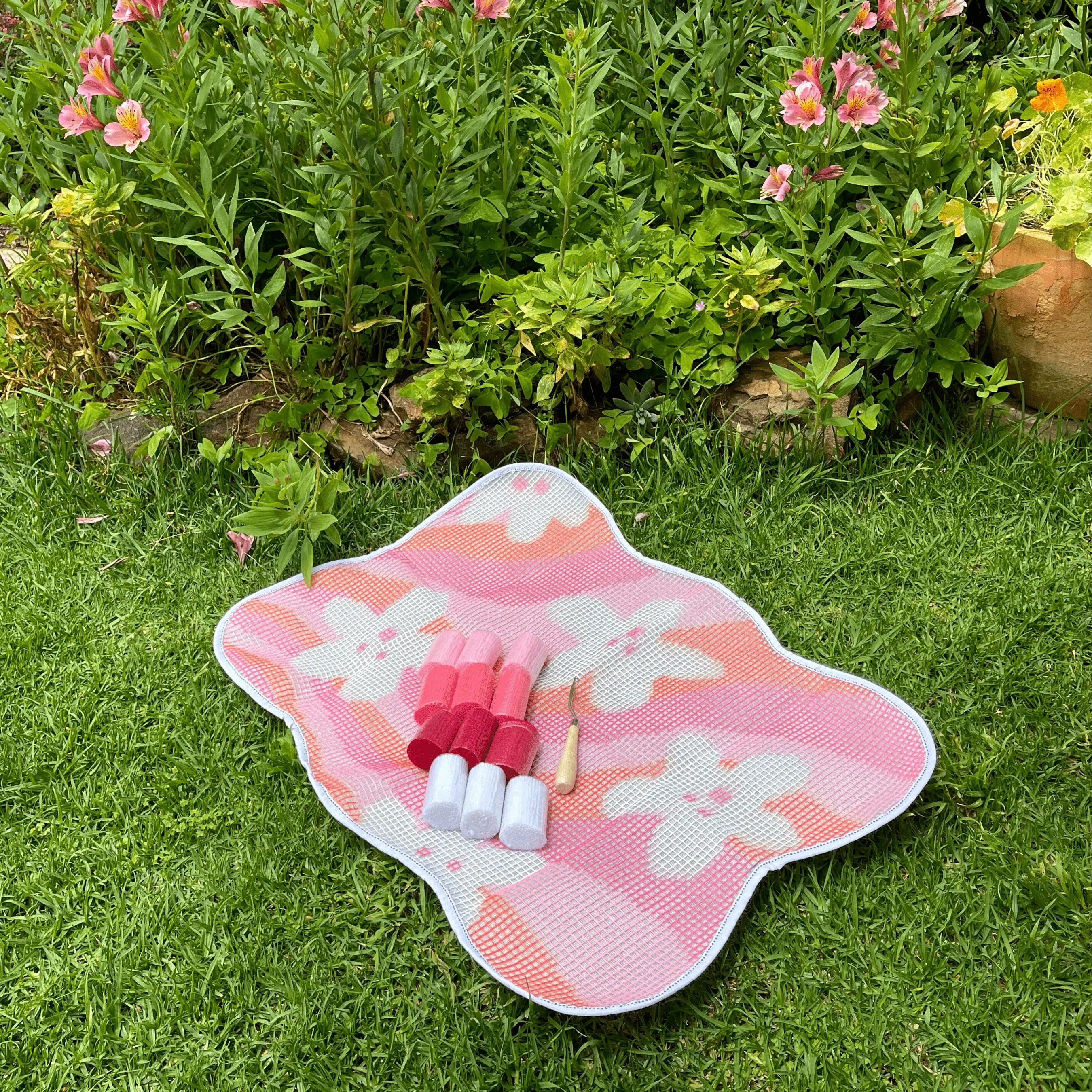 Craft Club Co MALIBU Rug Making Kit