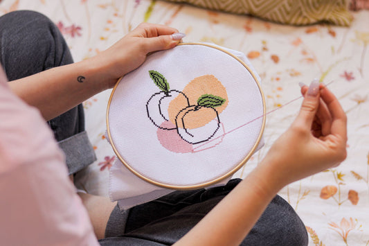 Cross Stitching for Beginners: a 101 Guide