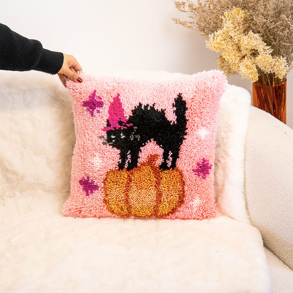 Craft Club HAUNTED PARTY - Latch Hook Bundle