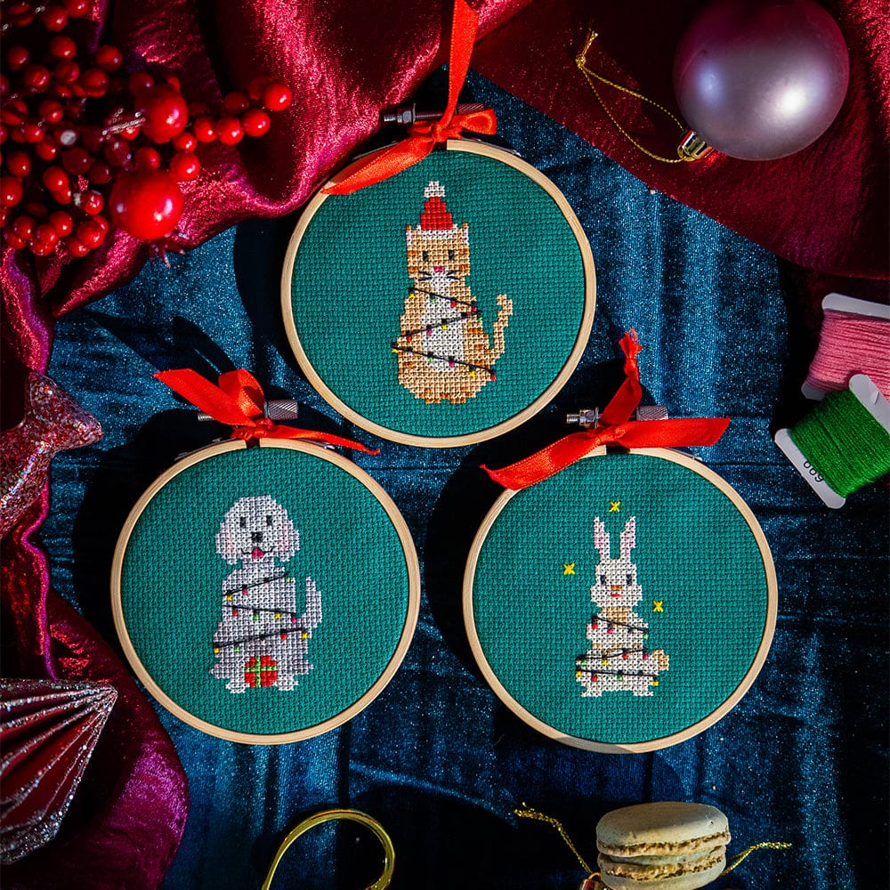 Craft Club Co CHRISTMAS LIGHTS - Christmas Mini Ornaments Cross Stitch Kit