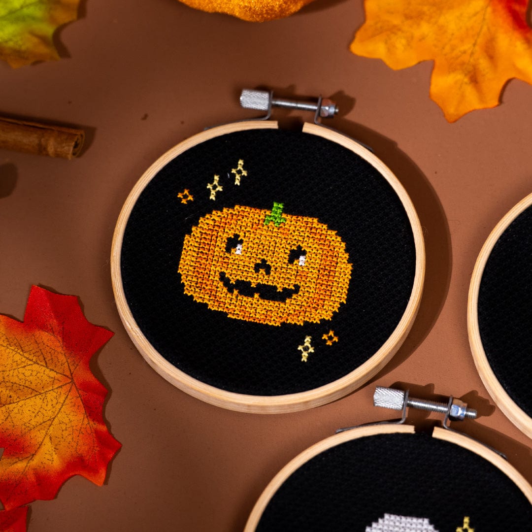 Craft Club Co HALLOWEEN MINIS Cross Stitch Kit
