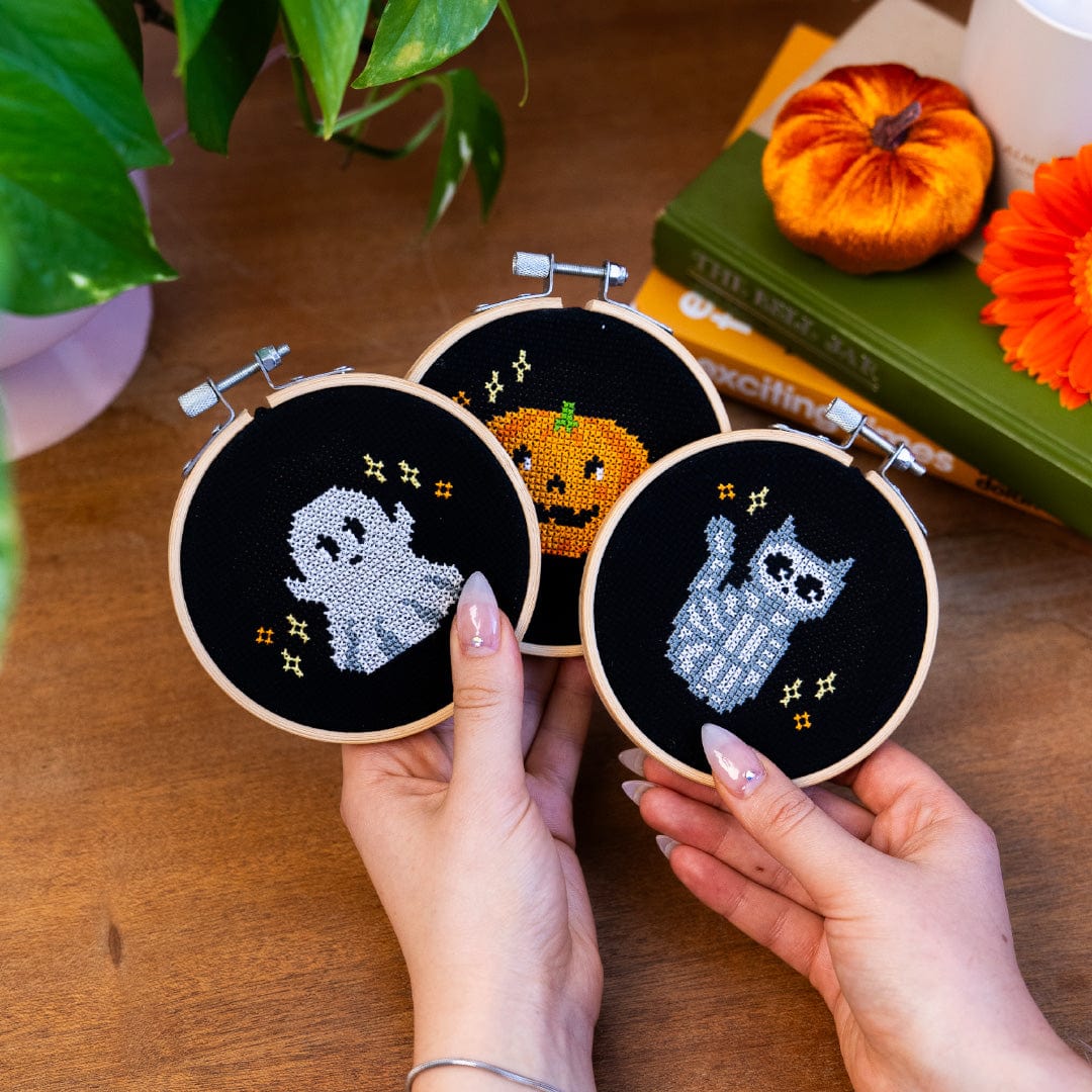 Craft Club Co HALLOWEEN MINIS Cross Stitch Kit