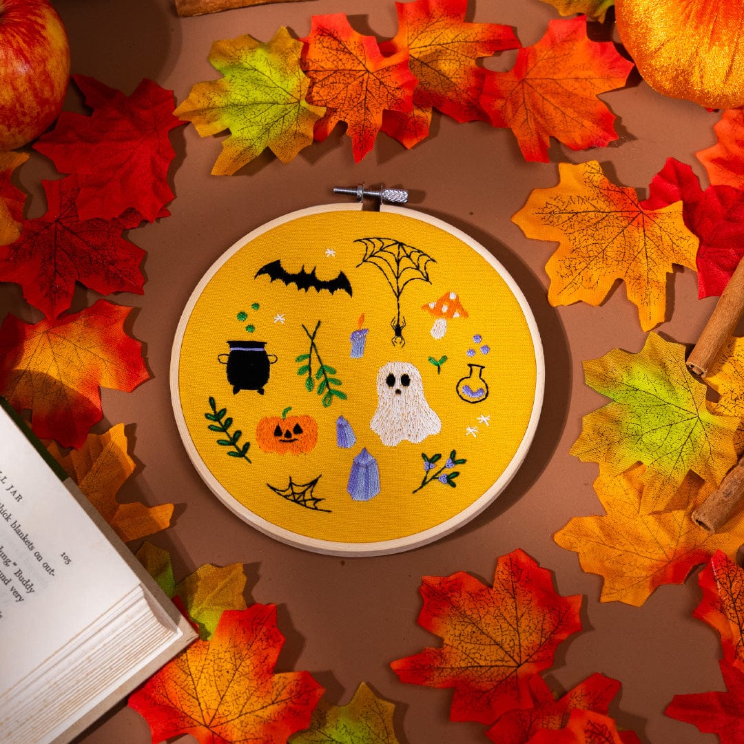 Craft Club Co SPOOKY STITCHES Embroidery Kit