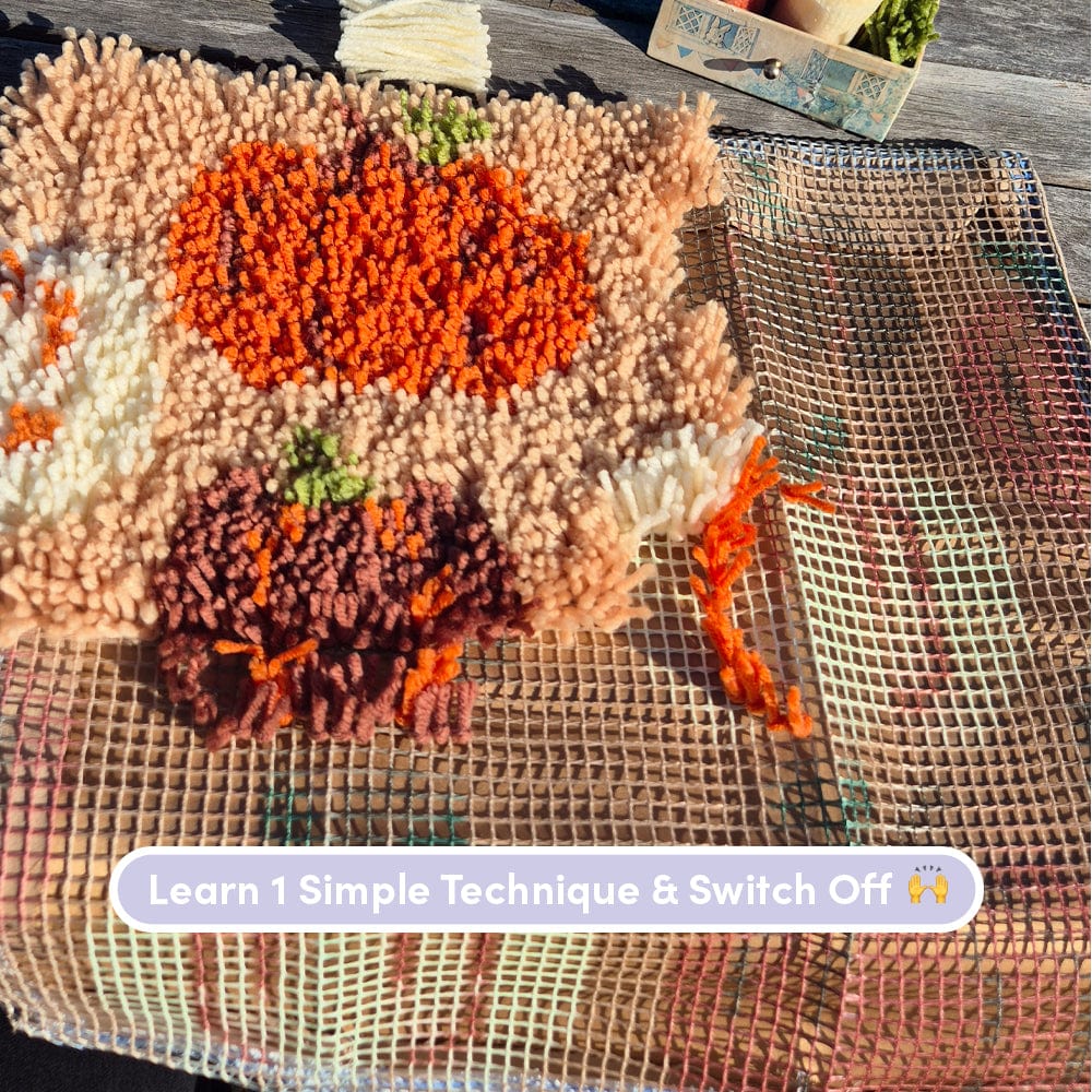 Craft Club Co PUMPKIN SPICE Latch Hooking Cushion Kit