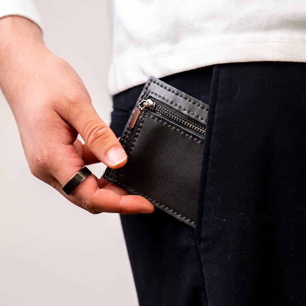 Craft Club Co NAPPA BLACK THE SLIP - Leather Cardholder Kit