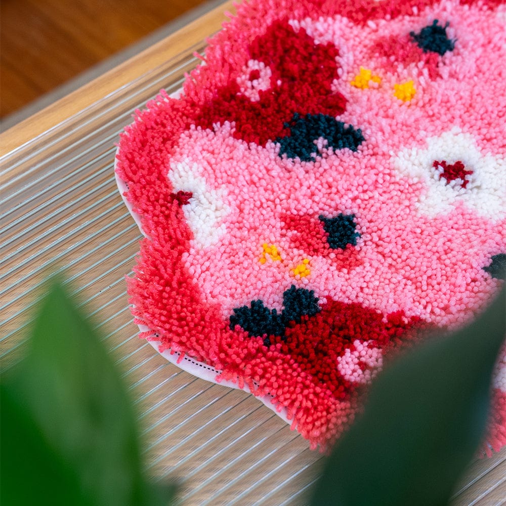 Craft Club Co PINK POSIES | Rug Making Kit