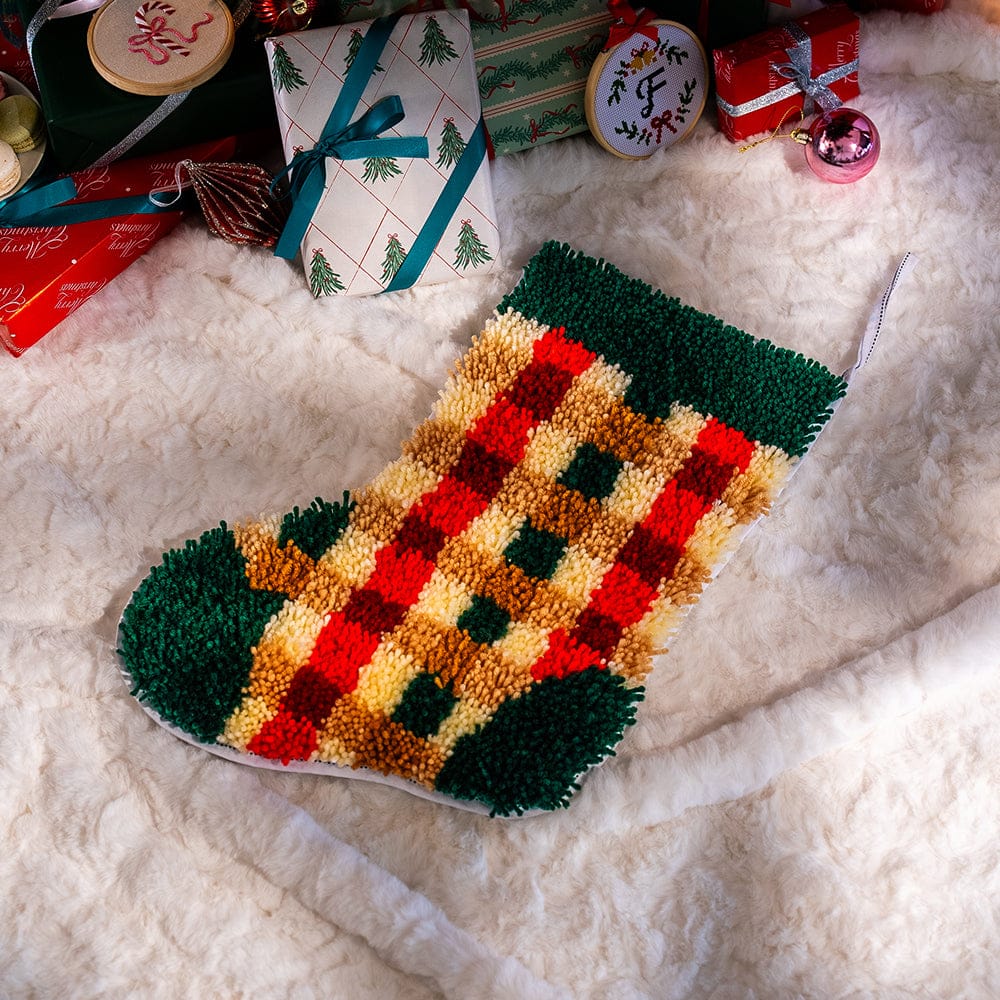 Craft Club Co COZY PLAID - Christmas Stocking Kit