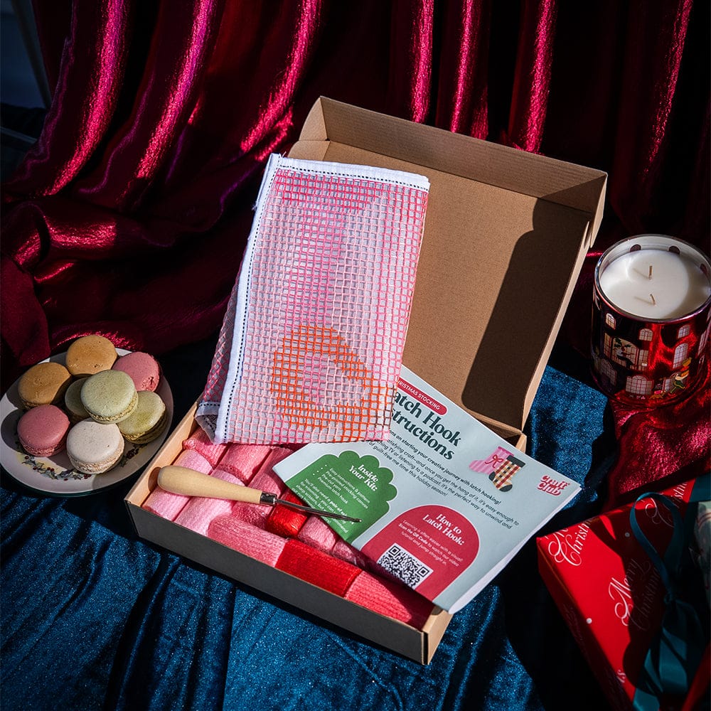 Craft Club Co COZY PLAID - Christmas Stocking Kit