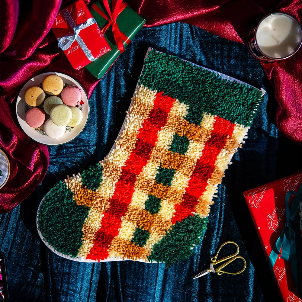 Craft Club Co COZY PLAID - Christmas Stocking Kit