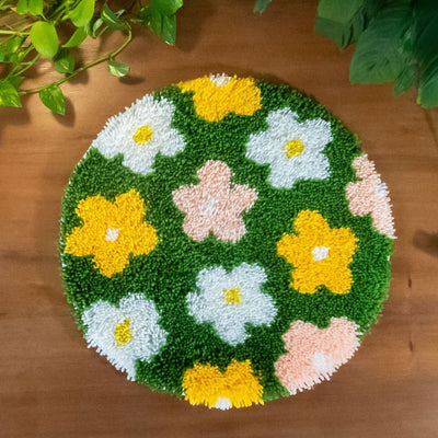 Craft Club Co FLOWER BOMB - GREEN Rug Making Kit