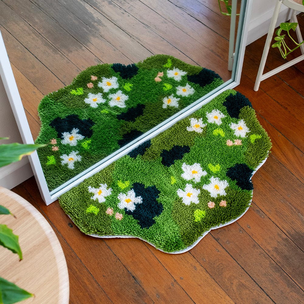 Craft Club Co FLOWER GLADE - XL Mirror Rug Making Kit