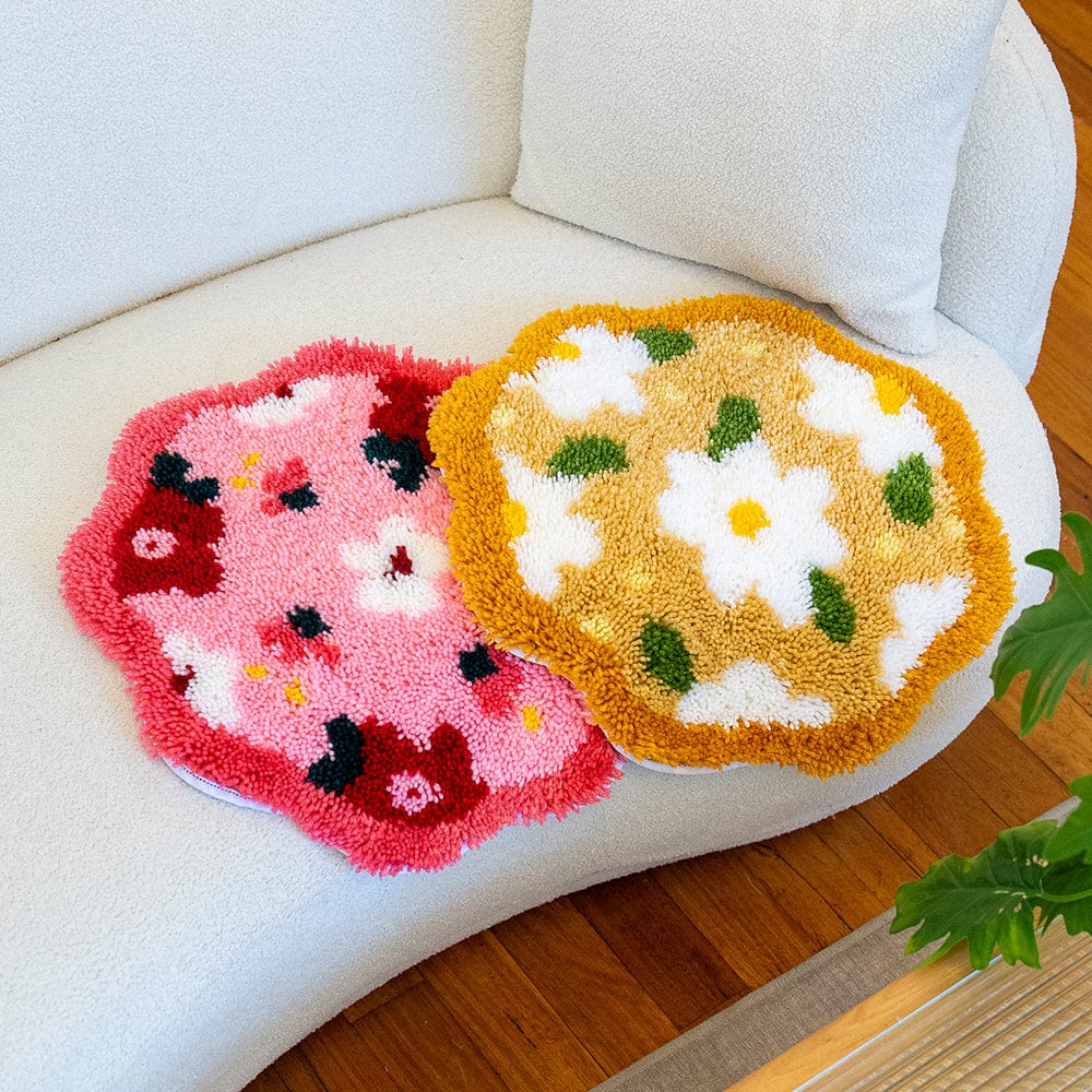 SPRINGTIME PAIR Rug Kit Bundle – 2 DIY Rug Kits + Scissors