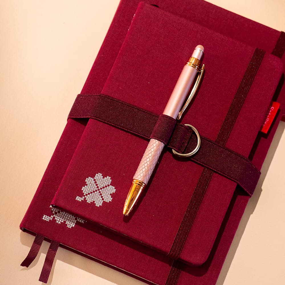Craft Club Co MULBERRY RED SATELLITE - Orbit Journal