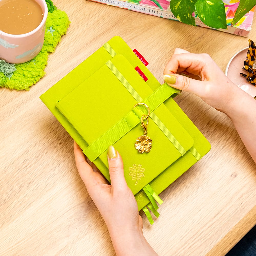 Craft Club Co PERIDOT GREEN SATELLITE - Orbit Journal