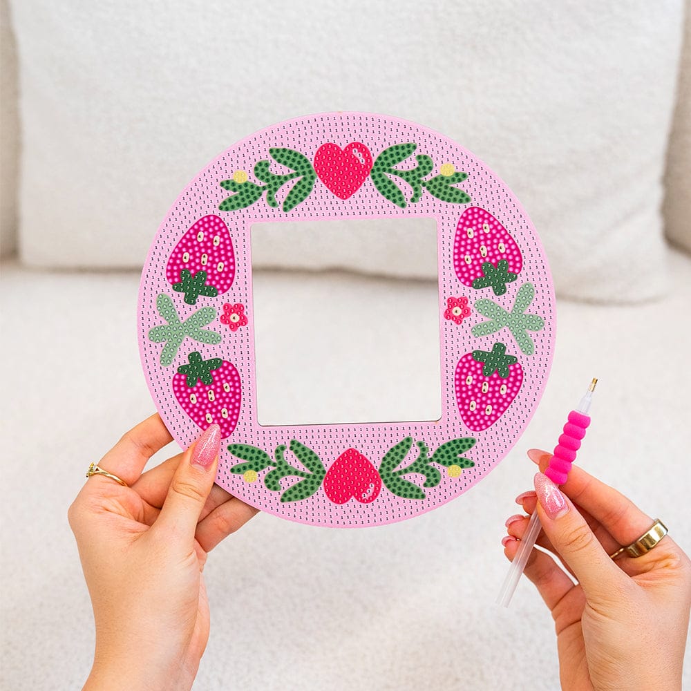 Craft Club Strawberry Sweetheart - Diamond Painting Mirror Frame Kit