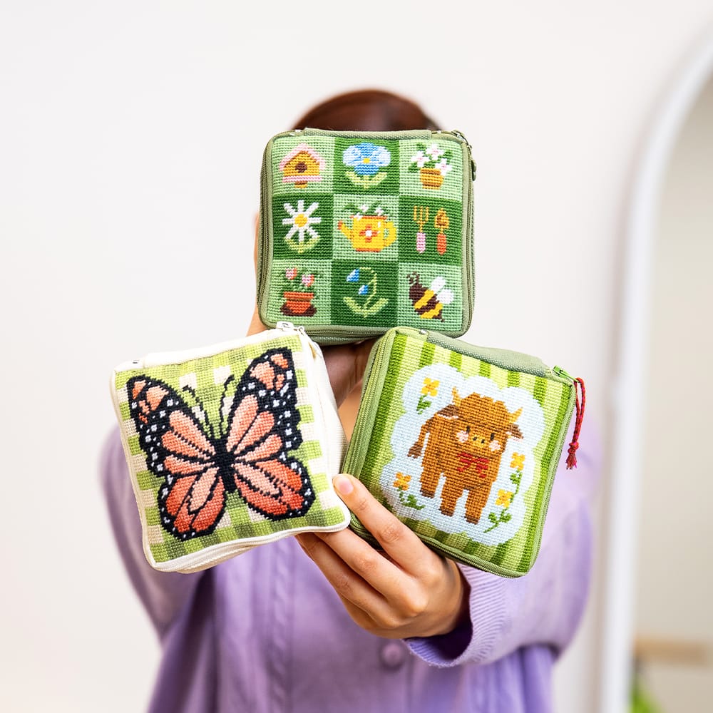 Craft Club HIGHLAND COW - Needlepoint Pouch Kit