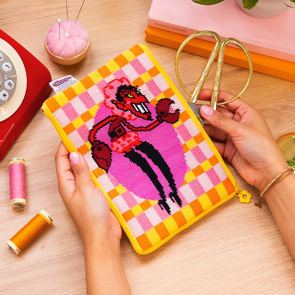 Craft Club HIM - Needlepoint Pouch Kit