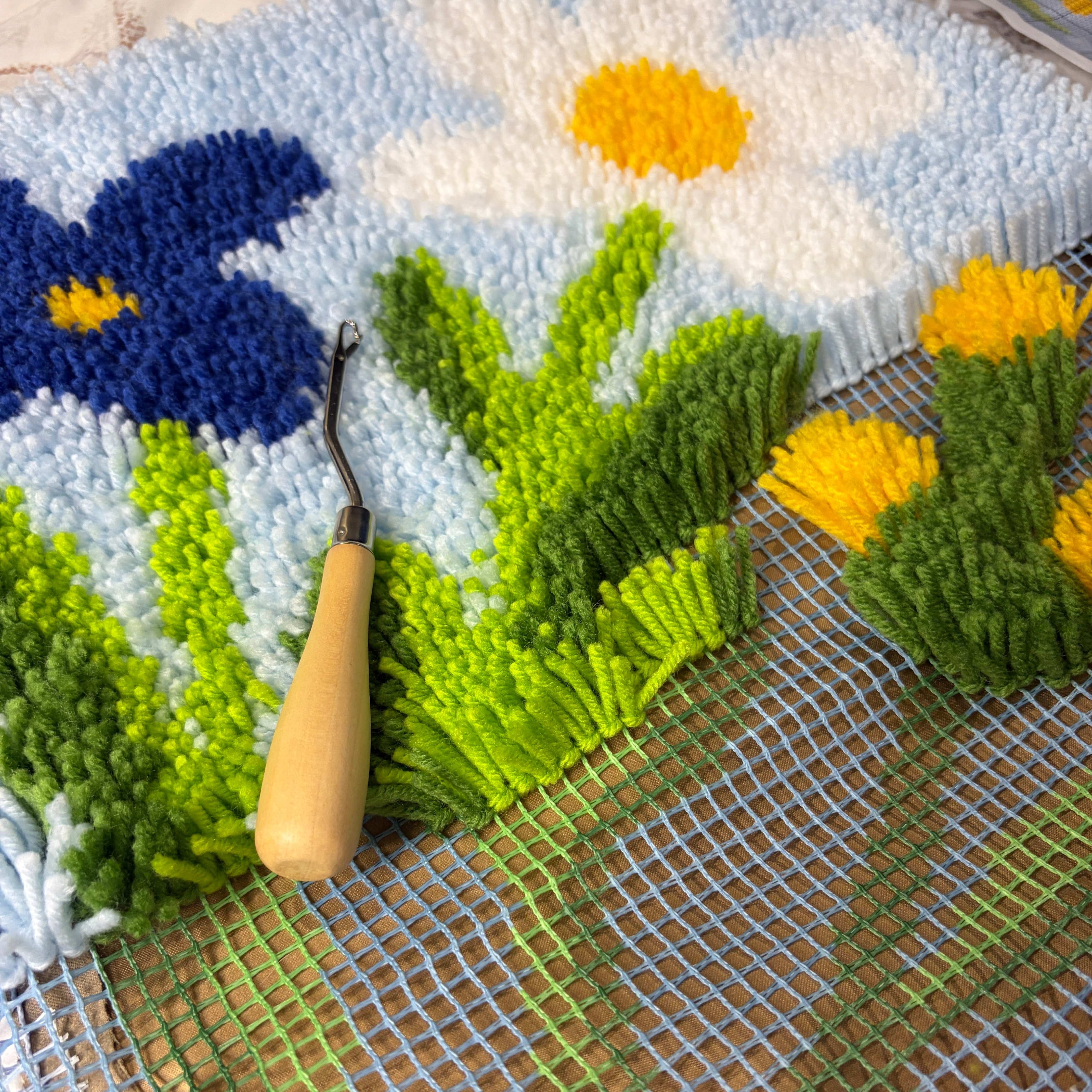 Craft Club Baby Blue Wild Blooms - Latch Hook Cushion Kit