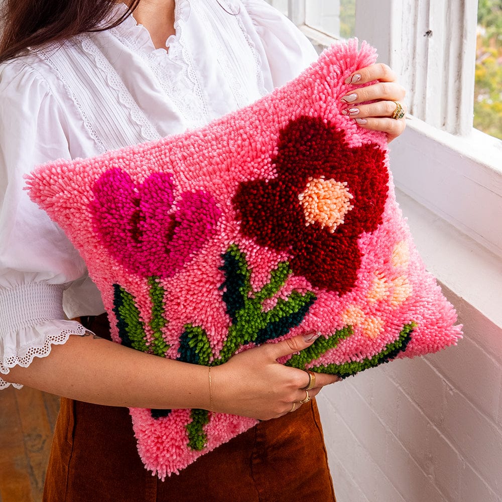 Craft Club Fuchsia Wild Blooms - Latch Hook Cushion Kit