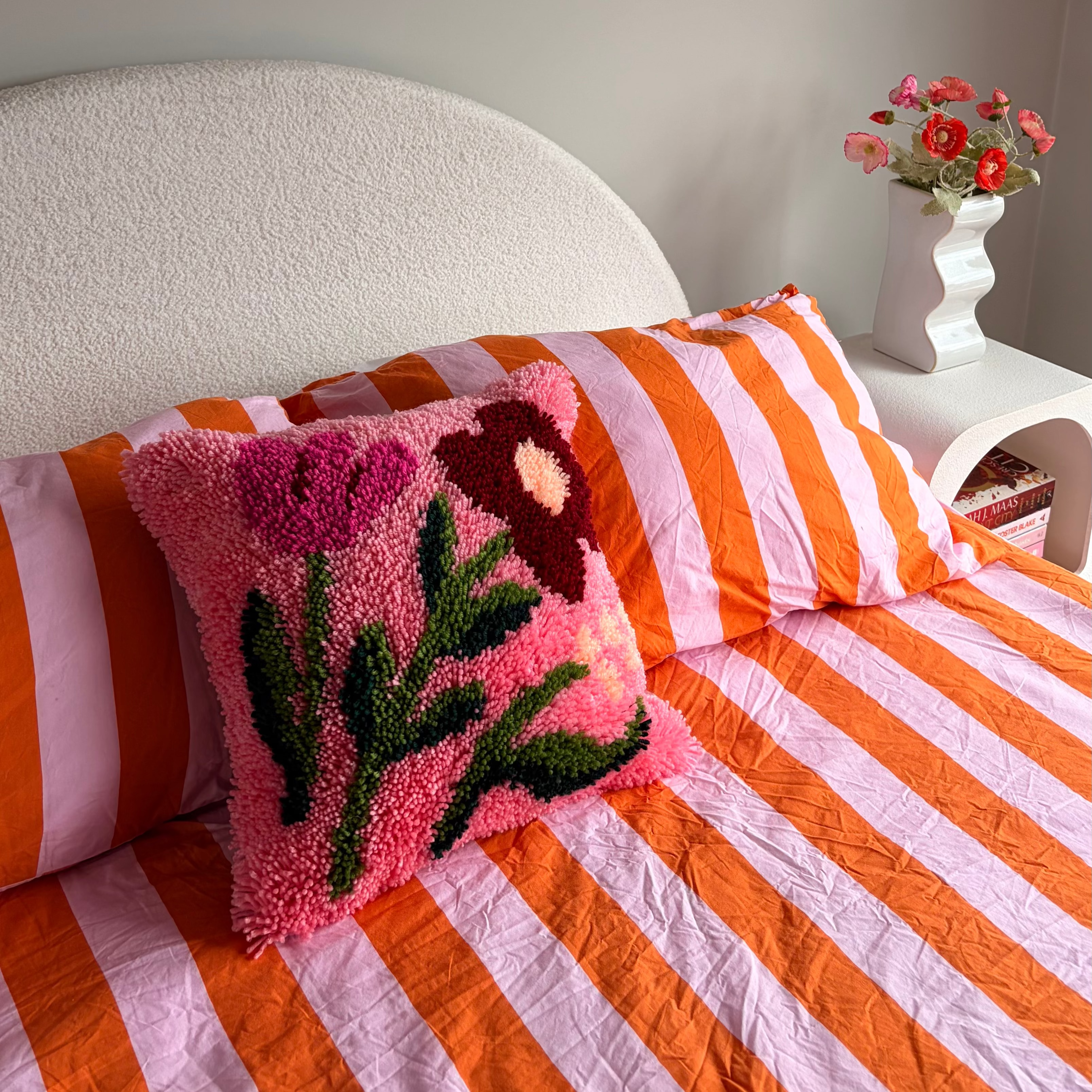 Craft Club Fuchsia Wild Blooms - Latch Hook Cushion Kit