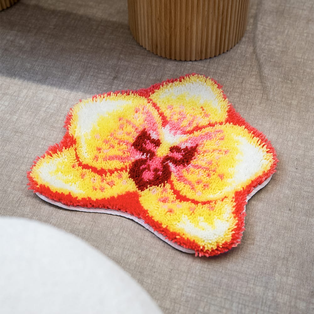 Craft Club ISLAND ORCHID - Latch Hook Rug Kit