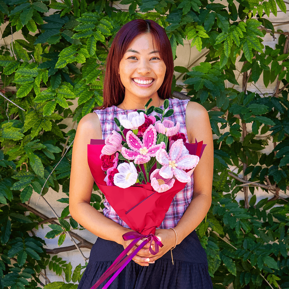 Craft Club Blushing Bouquet - Pipe Cleaner Bouquet Kit