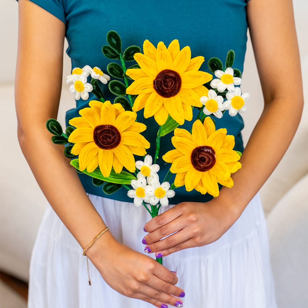 Craft Club GOLDEN SUNFLOWERS - Pipe Cleaner Bouquet Kit
