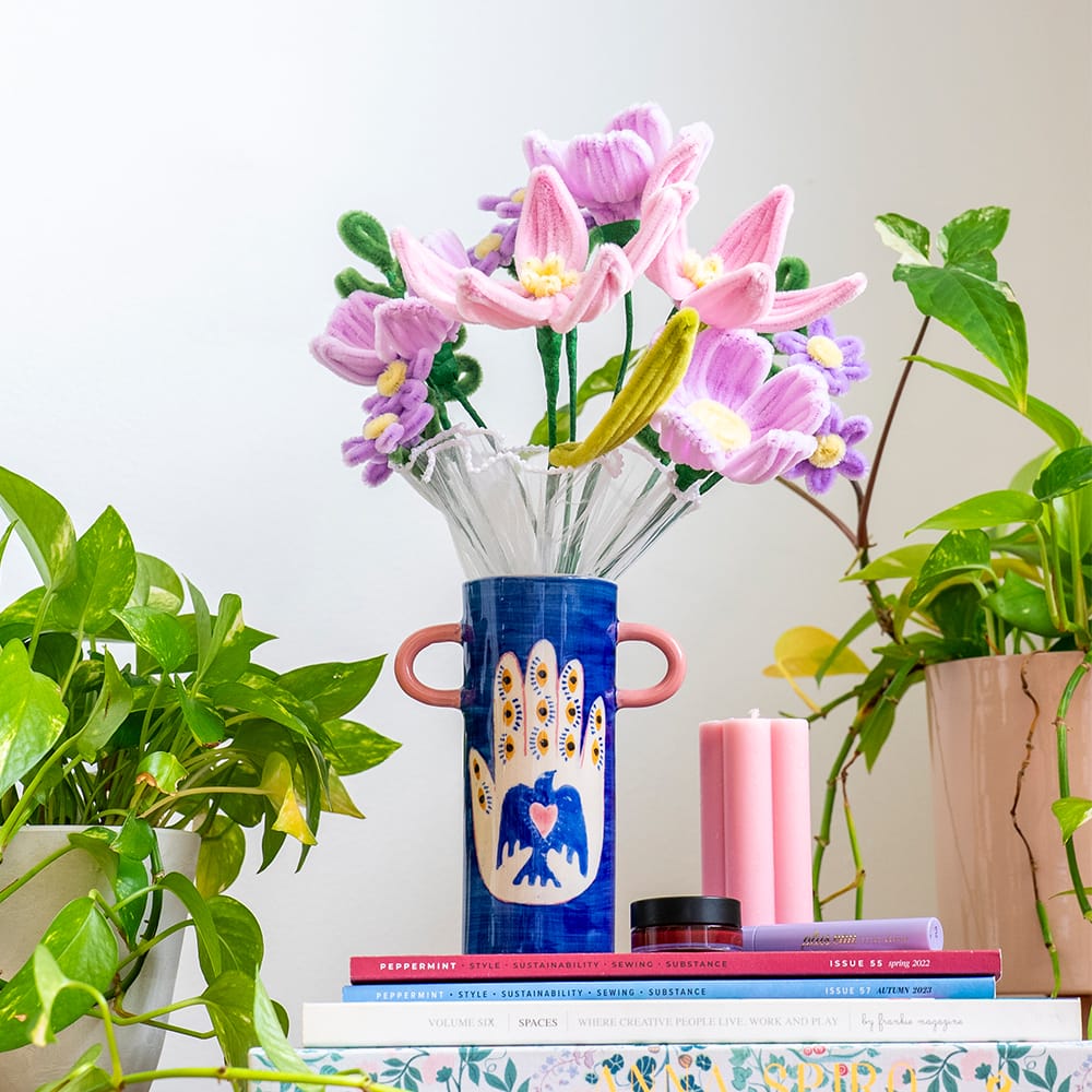 Craft Club PURPLE SPLENDOUR - Pipe Cleaner Bouquet Kit