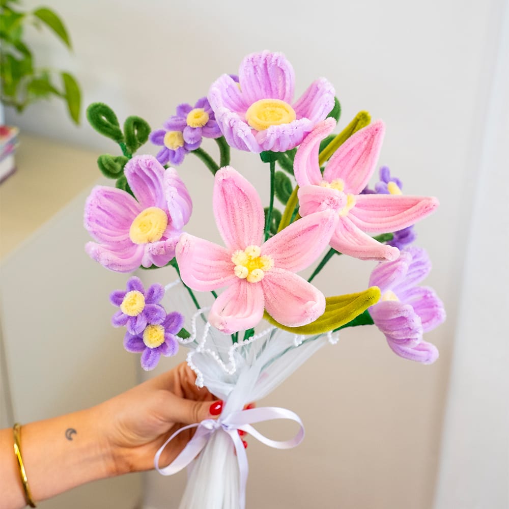 Craft Club PURPLE SPLENDOUR - Pipe Cleaner Bouquet Kit