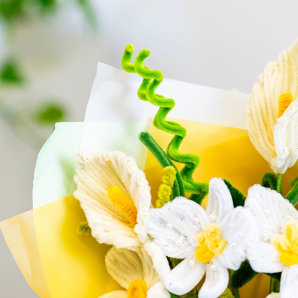 Craft Club Blanc Blooms - Pipe Cleaner Bouquet Kit