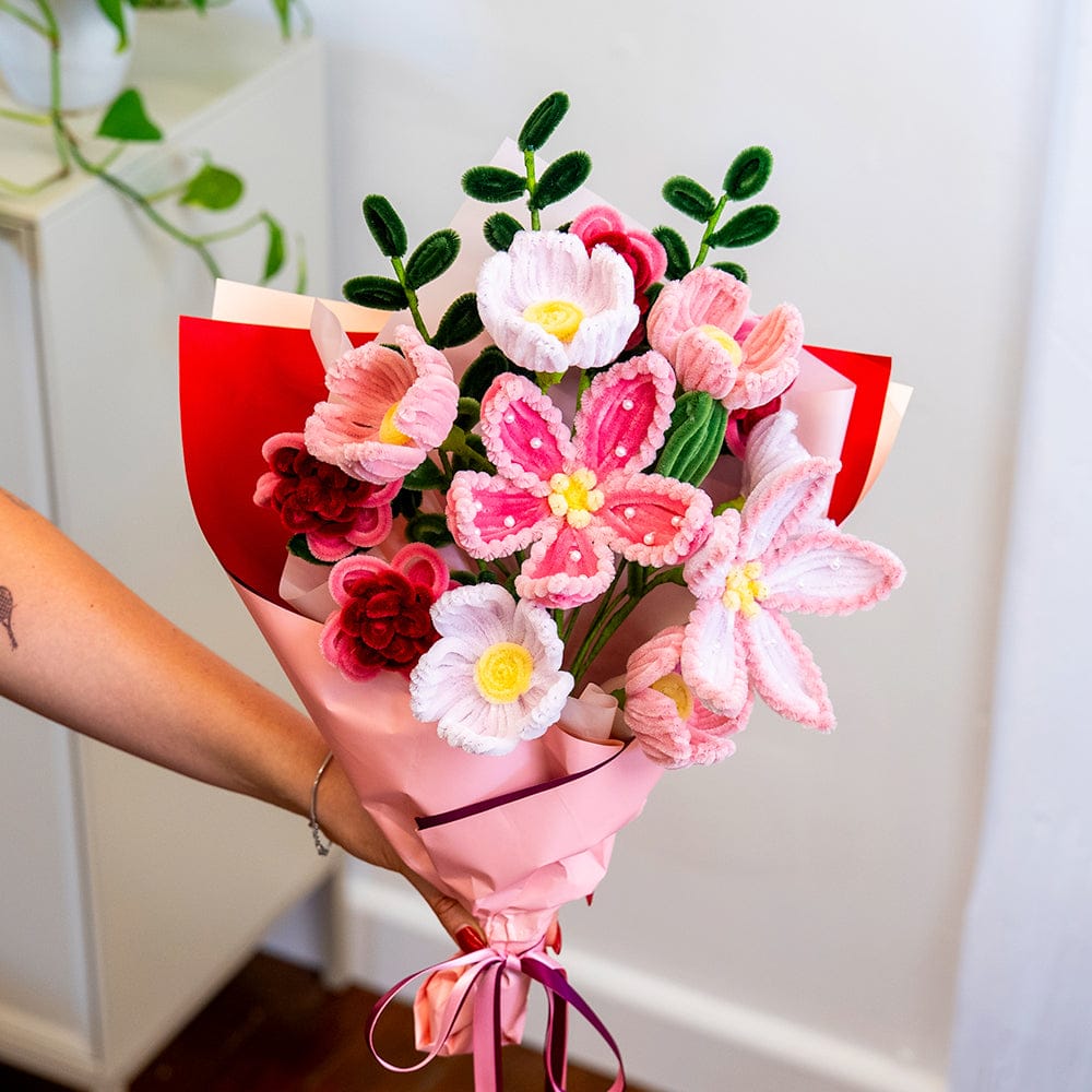 Craft Club Blushing Bouquet - Pipe Cleaner Bouquet Kit