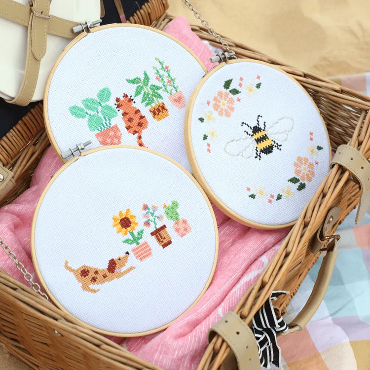 Craft Club Co BEE & BLOSSOM Cross Stitch Kit